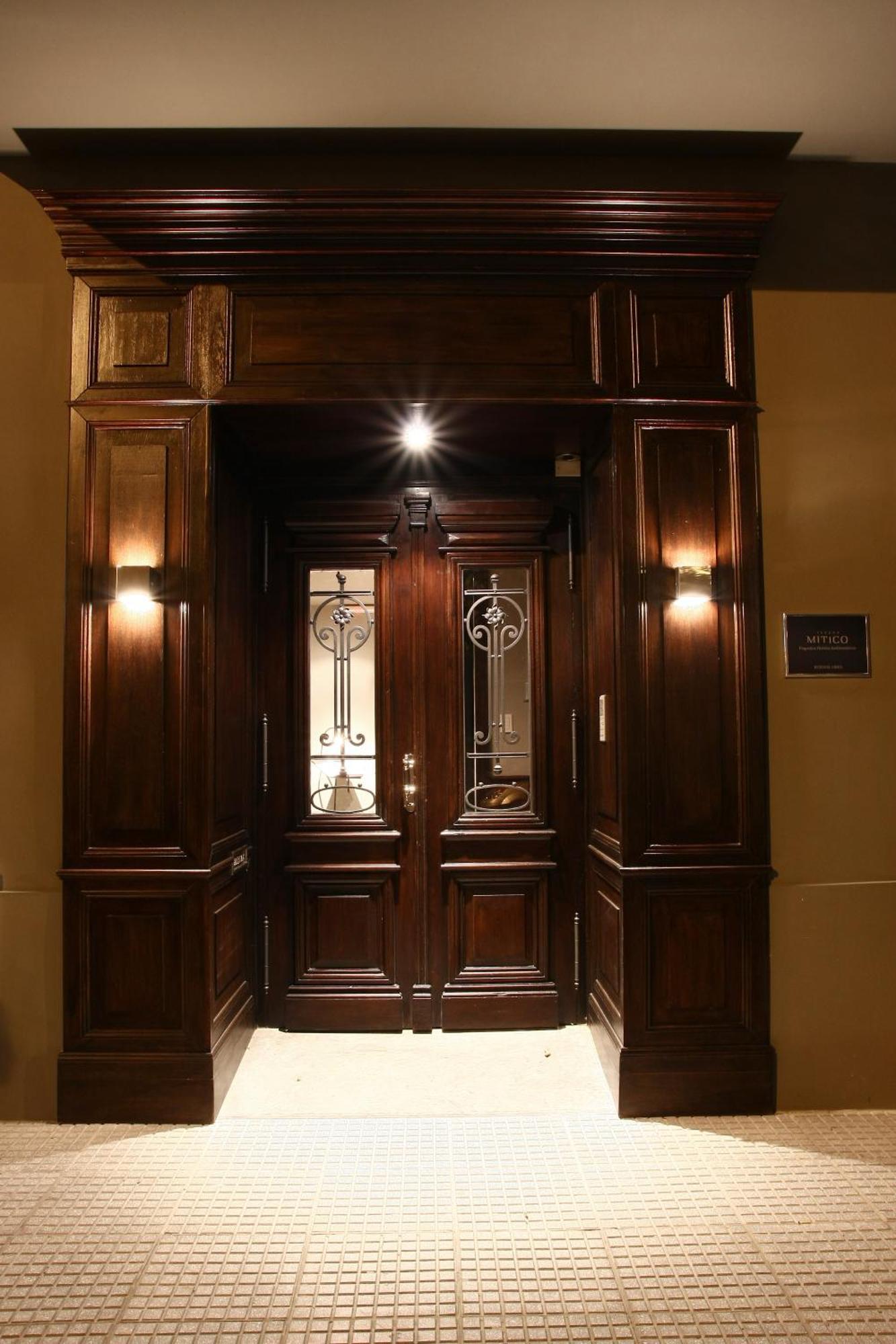 Legado Mitico Buenos Aires Hotel Екстериор снимка