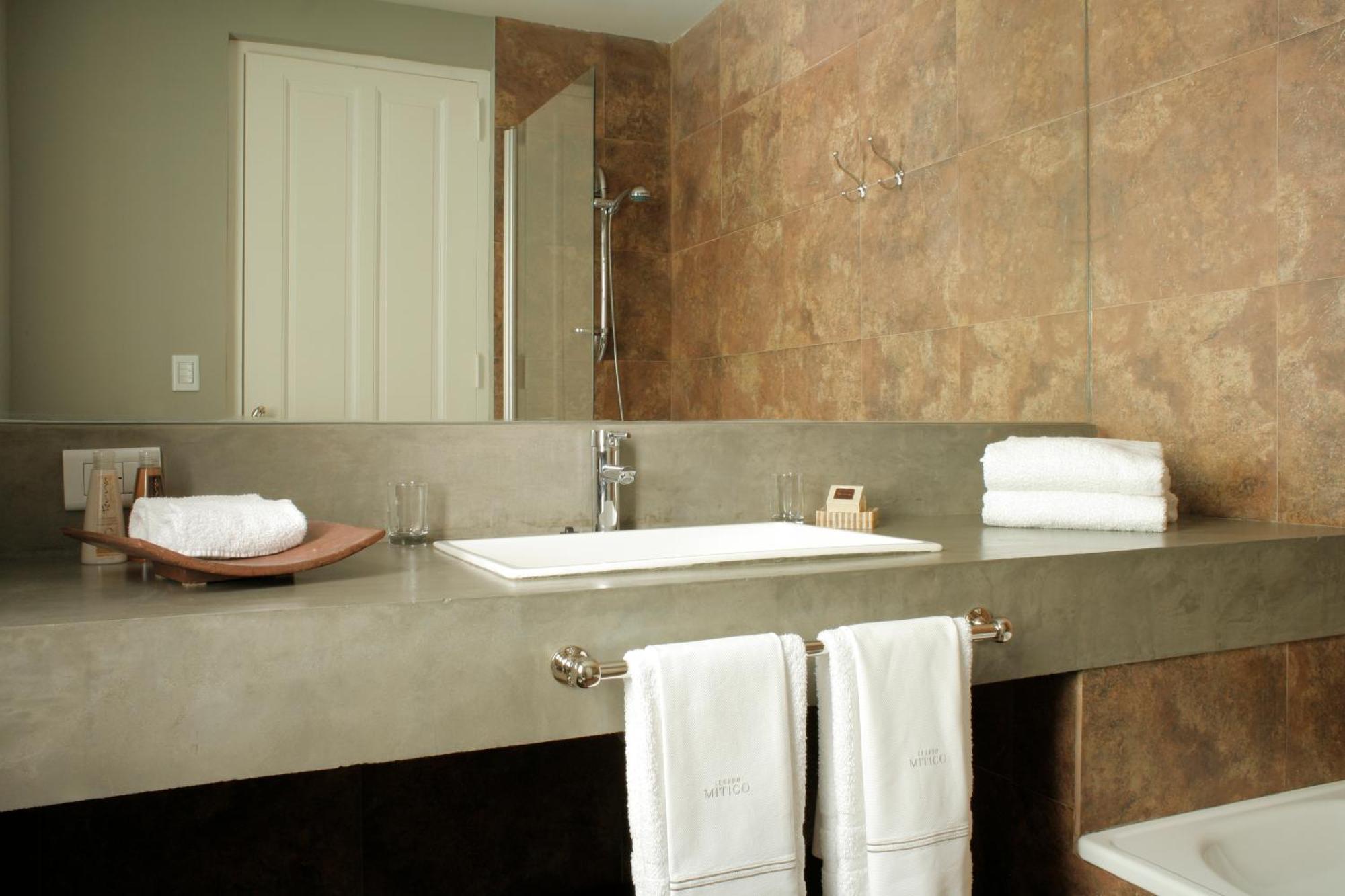 Legado Mitico Buenos Aires Hotel Екстериор снимка